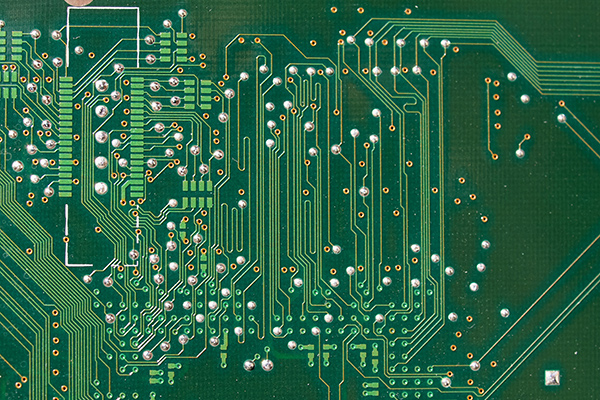 Bakit Berde ang PCB